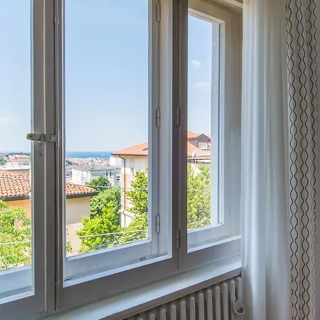Trieste Buonarroti Seaview Apartment Apartment *